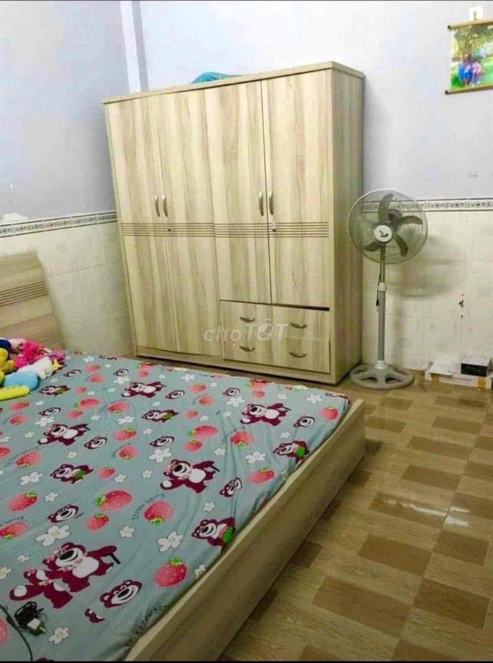 CHÚ EM xoay tiền cần bán gấp nhà cấp 4 hai mặt tiền