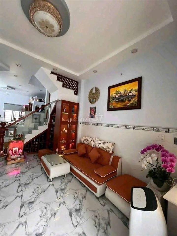 Kẹt Tiền Bán Nhà Tlau 64m2. Giá 1ty