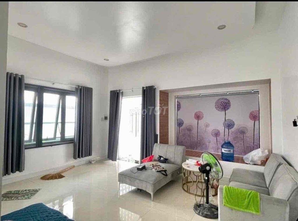 cần tiền trả nợ ngân hàng, bán gấp căn nhà tại Bình Chánh