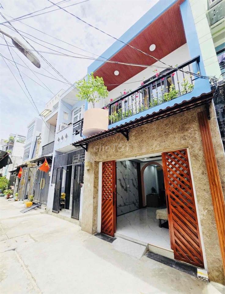 Siê.u pẩm nhanh tay chủ đang bị dí