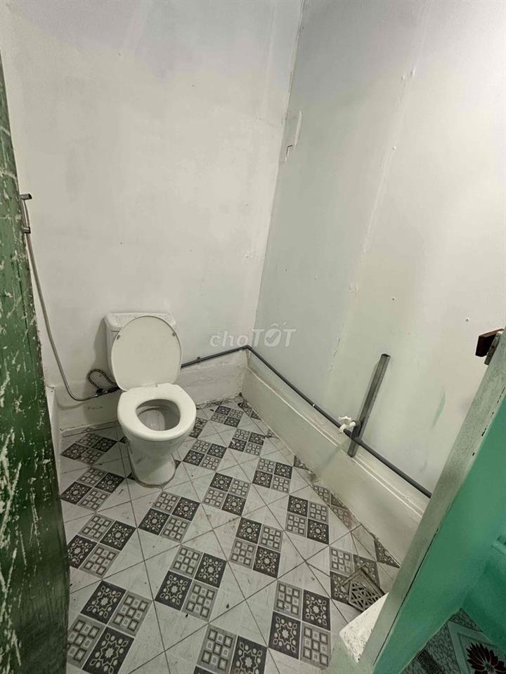 cho thuê phòng trọ 24m2 gần c/c 6B Phạm Hùng