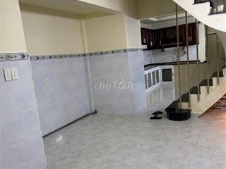 BÁN NHÀ 2 TẦNG 2PN-2WC NGAY ĐẦU HẺM ĐƯỜNG SỐ 12 (Hẻm hơn 3m)