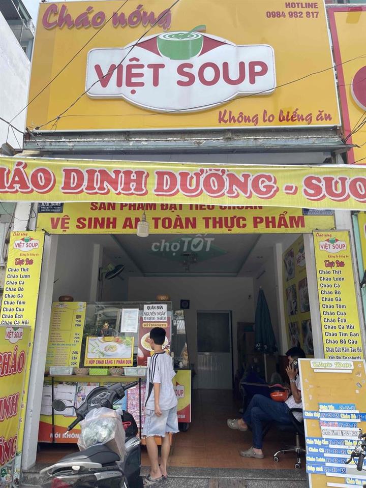 Nha mat tien vi tri dep