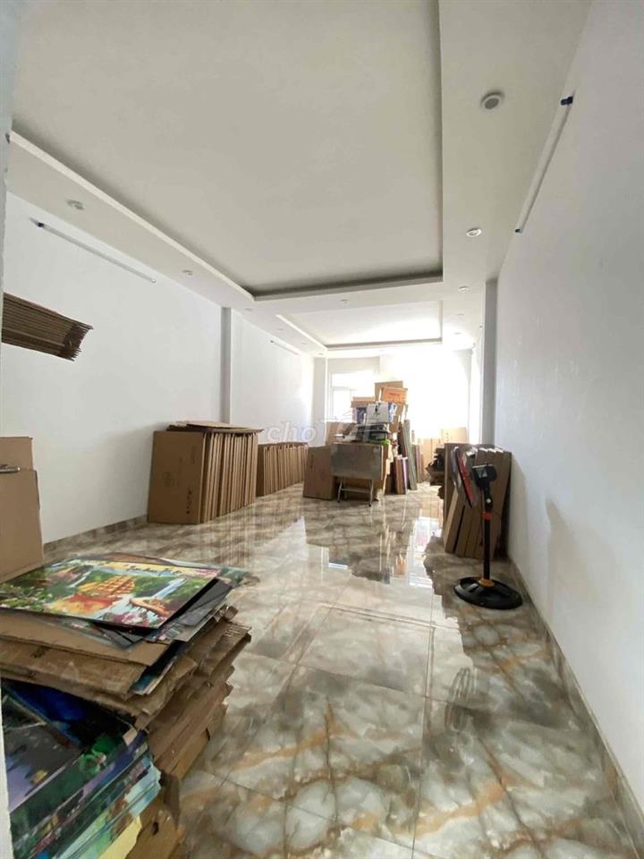 Cho thuê nhà Lạc Long Quân Q11 giá 22tr 90m2-3tầng-hẻm 8m thông sát MT