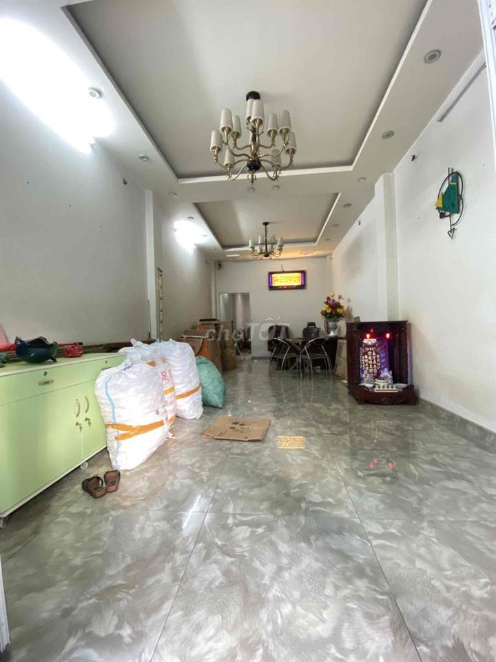 Cho thuê nhà Lạc Long Quân Q11 giá 22tr 90m2-3tầng-hẻm 8m thông sát MT