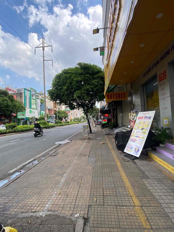 Cho thuê nhà mặt tiền KD Lạc Long Quân Q11-17tr-120m2-trệt,2 lầu lề 5m