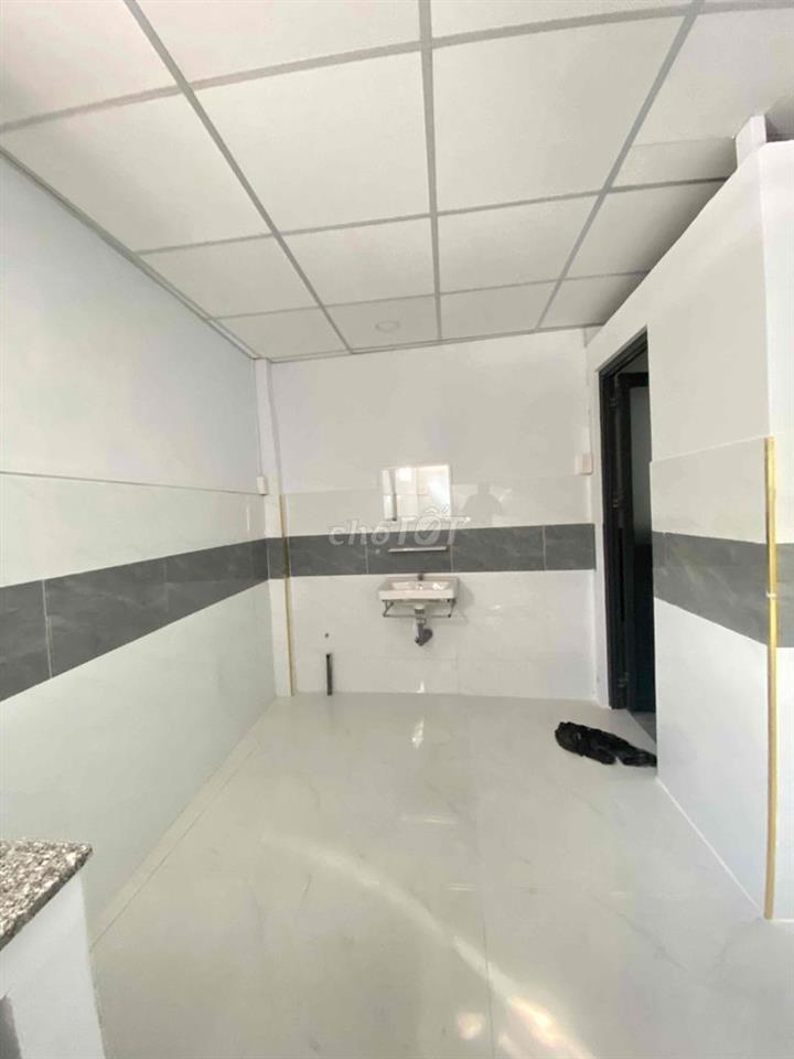 Cho thuê nhà An Dương Vương an lạc giá 8tr mới đẹp 4,2x16 trệt, gác