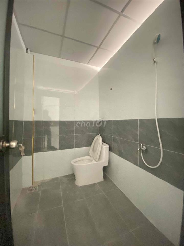 Cho thuê nhà An Dương Vương an lạc giá 8tr mới đẹp 4,2x16 trệt, gác