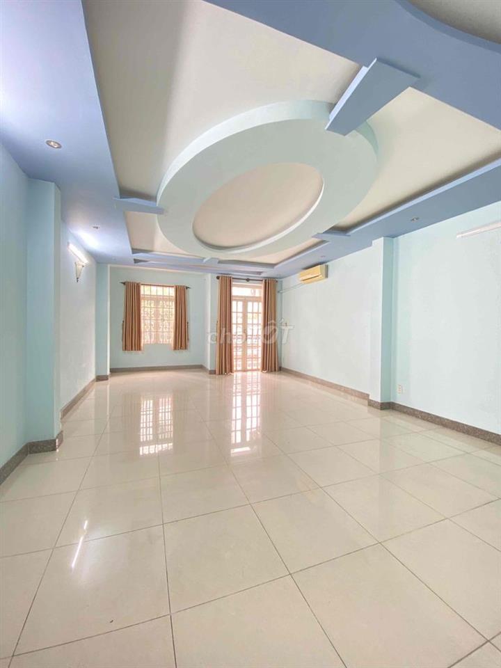 Cho thuê nhà mặt tiền đông đúc khu Tên Lửa 5x20-4tầng có nội thất 26tr
