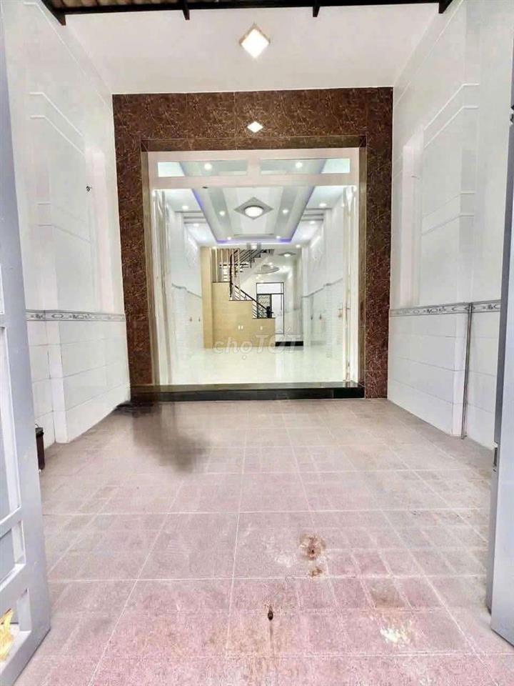 Cho thuê nhà Hương Lộ 2, Bình Tân, ngang 4m dài 18m, 3 tầng, 13tr