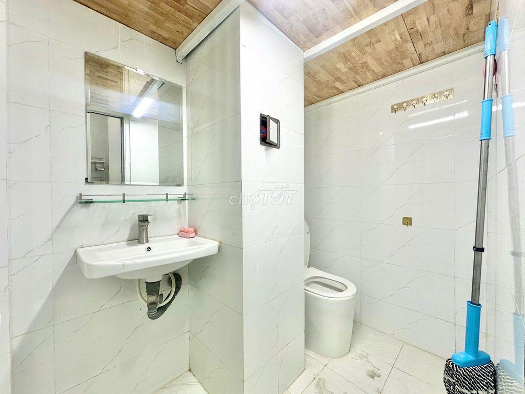  2TR7 CÓ MÁY LẠNH SÁT CHỢ BÌNH THÀNH - TRƯỜNG TIỂU HỌC KIM ĐỒNG