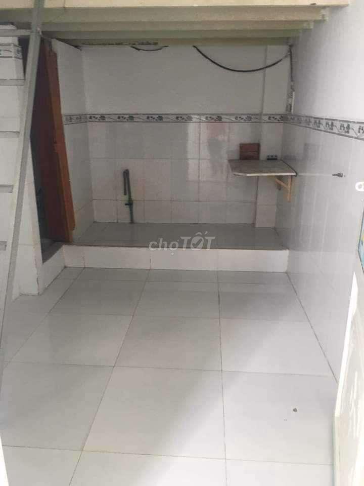 cho thuê phòng ban công rộng thoáng yên tỉnh