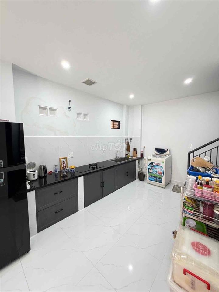 🔥 LÔ GÓC – SÁT HẺM Ô TÔ – GẦN HÀNG XANH, BÀ CHIỂU