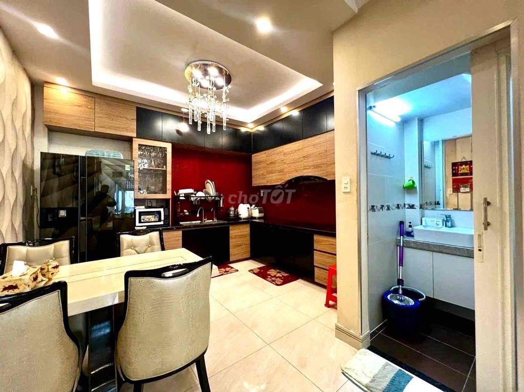 🏡 NGUYỄN XÍ – HẺM THÔNG XE HƠI – 44,1M² – 3 TẦNG – FULL NỘI THẤT