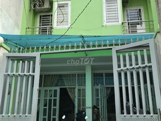 Nhà ở riêng biệt, khu vực an ninh, yên tĩnh.