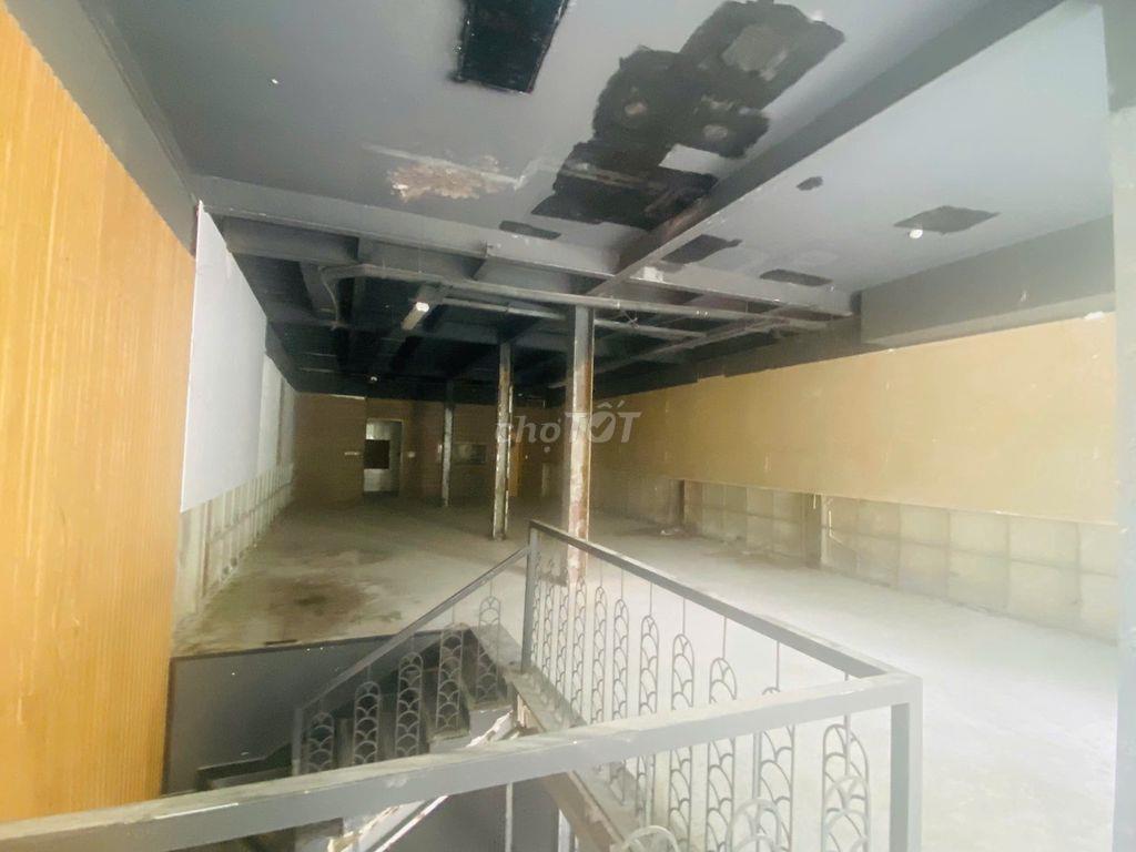 MT 23A CAO THẮNG P.5 QUẬN 3 , NGANG 10 X 20 , 3 TẦNG , GIÁ CHỈ 100TR