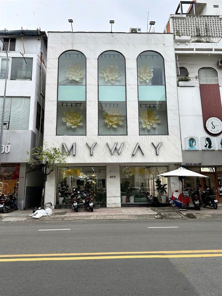 MT VÕ VĂN TẦN Q.3 , 6 TẦNG , DT : 10 X 20  CÓ THANG MÁY , NHÀ MỚI XÂY