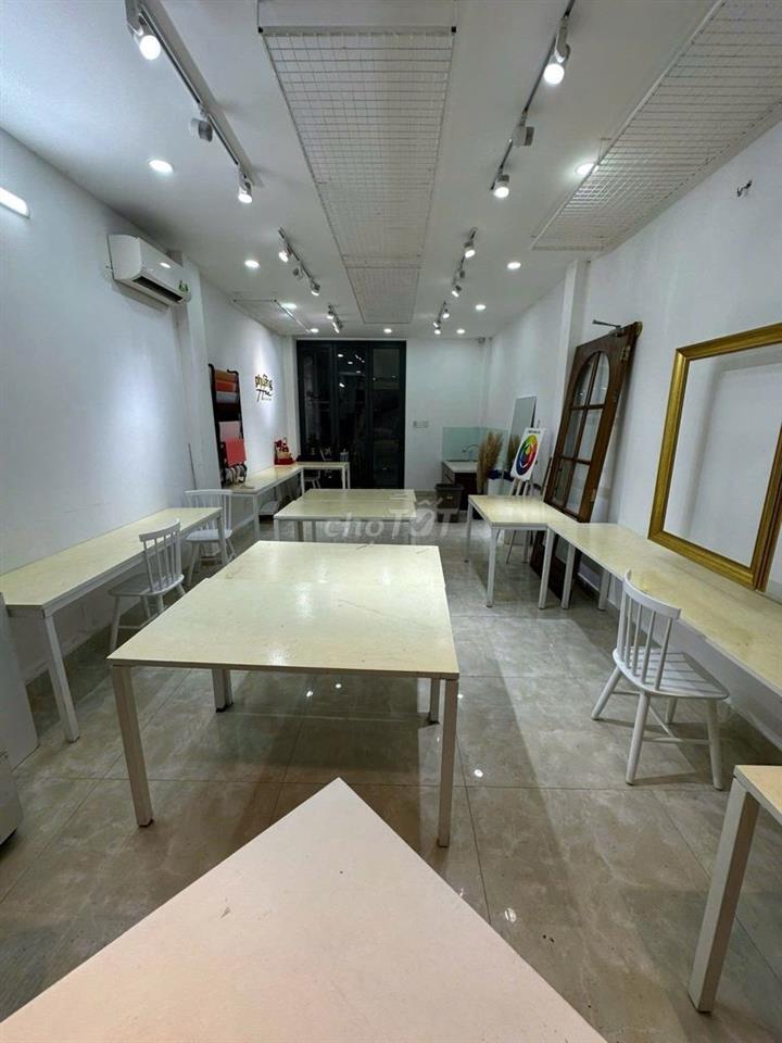MT 9A NGUYỄN THIỆN THUẬT Q3 , DT : 250M2 , 3 TẦNG , CÓ 40TR/THÁNG