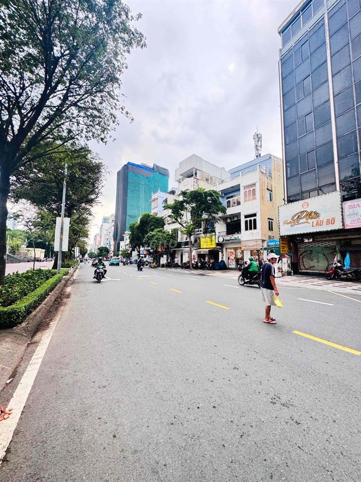 NGANG 12m MT Lê Lai P. Bến Thành , dtsd : 400m2 chỉ với 80tr/tháng