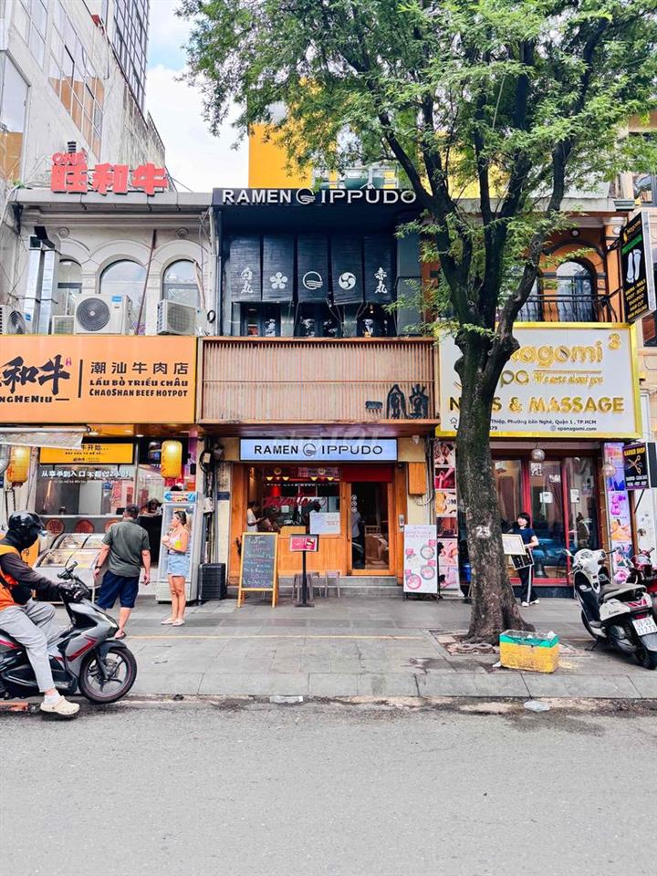 31A Nguyễn Thiệp , Khu takashimaya , Tổng dt : 200m chỉ với 100tr/th