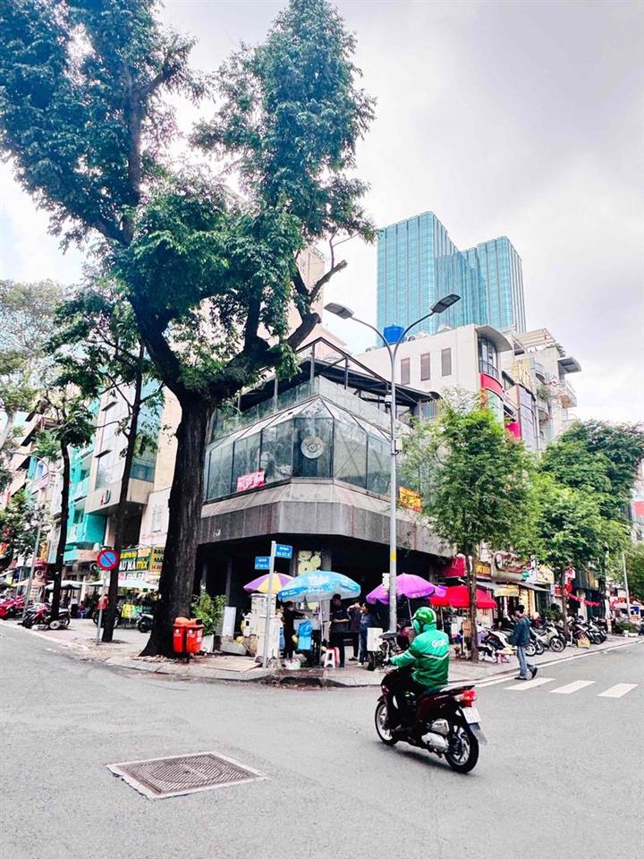 Góc 2MT Hồ Tùng Mậu Q1 , Dtsd : 500m2 , 3 tầng , giá thuê : 150tr/th