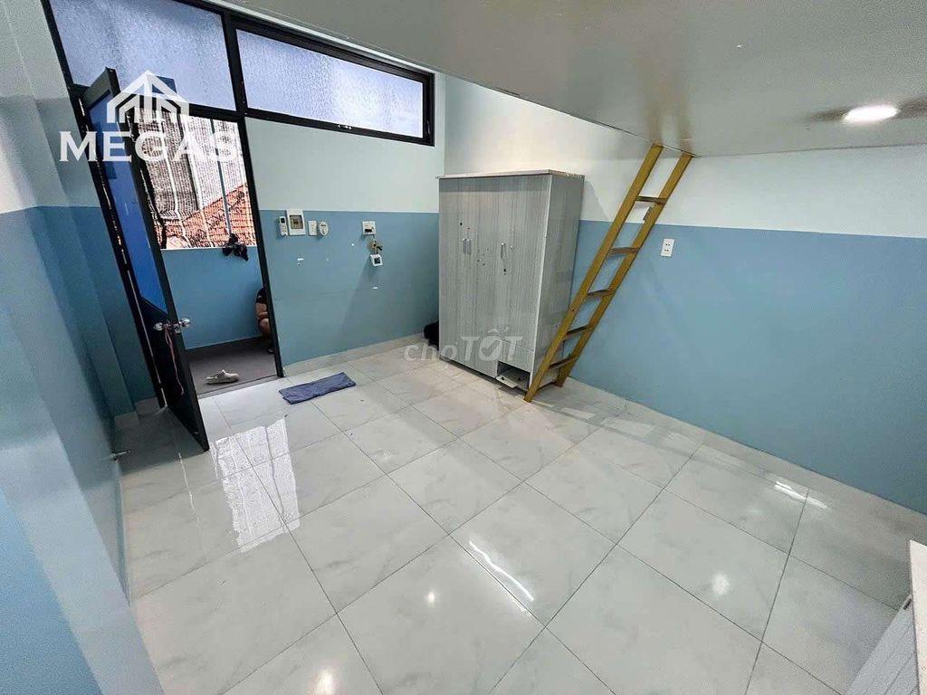 Duplex Ngay Đại Học Luật Cs2 diện tích rộng thoáng nhận 4ng 4xe 🏡
