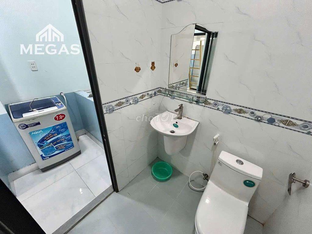 Duplex Ngay Đại Học Luật Cs2 diện tích rộng thoáng nhận 4ng 4xe 🏡