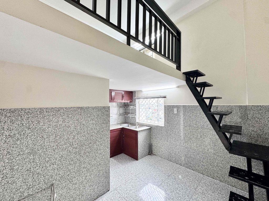 CHO THUÊ PHÒNG TRỌ CÓ MÁY LẠNH KẾ BÊN ĐH NGUYỄN TẤT THÀNH QUẬN 12