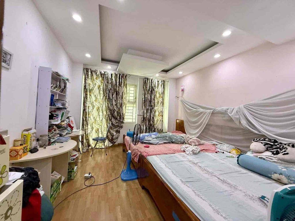 Nhà hẻm xe hơi thông Quang Trung, Gò Vấp, 5 tầng, 4m x 21m vuông vức.