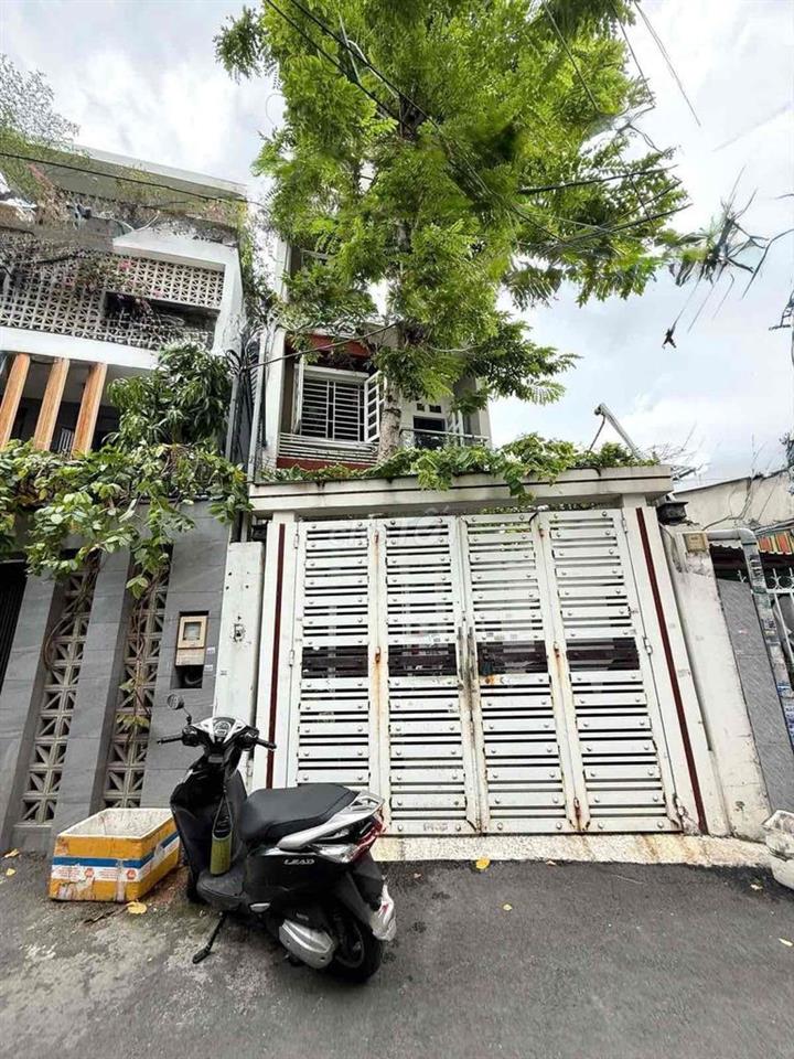 Nhà hẻm xe hơi thông Quang Trung, Gò Vấp, 5 tầng, 4m x 21m vuông vức.
