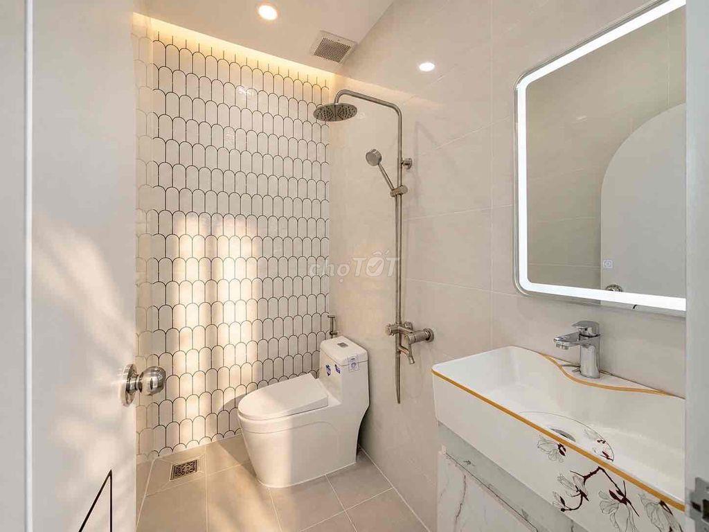 Nhà mới ngay công viên Gia Định, hẻm xe hơi, 2 tầng 3pn 3wc, 4m x 12m
