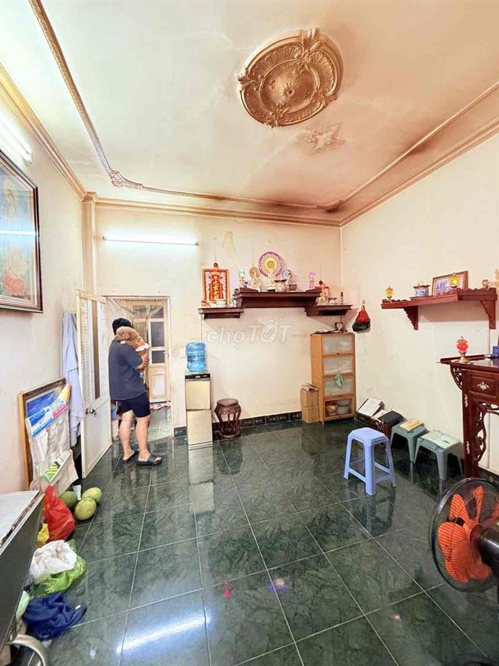 Phạm Văn Chiêu, Gò Vấp, hẻm xe hơi 8m thông, 3 tầng 4pn 5wc, 4m x 15m