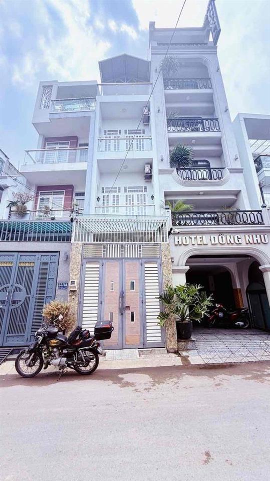 Ngay công viên Gia Định, 4 tầng 4pn 5wc, 60m2 vuông vức, đường ôtô 10m