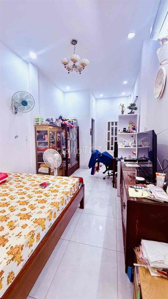 Ngay công viên Gia Định, đường ôtô 10m thông, 4 tầng, 57m2 vuông vức