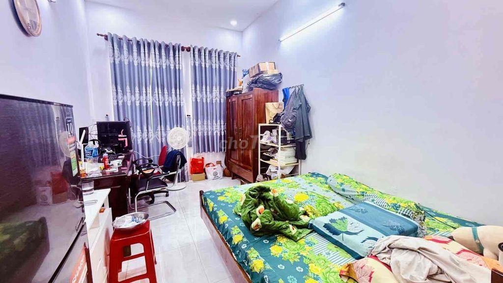 Ngay công viên Gia Định, đường ôtô 10m thông, 4 tầng, 57m2 vuông vức