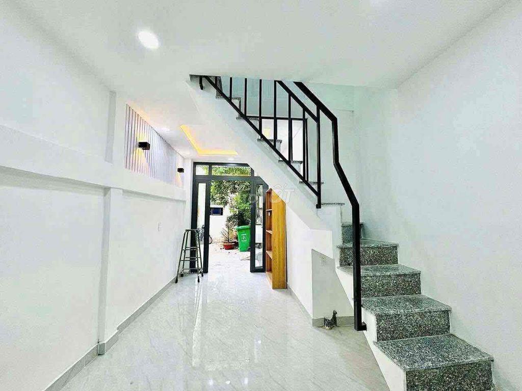 Xô Viết Nghệ Tĩnh, Bình Thạnh, 2 tầng 2pn 2wc, gần 20m2, giá 2.48 tỷ