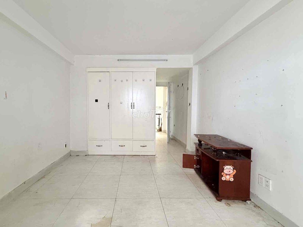 Huỳnh Văn Bánh, Phú Nhuận, hẻm xe hơi, 3 tầng 4PN, 52m2, sổ vuông vức