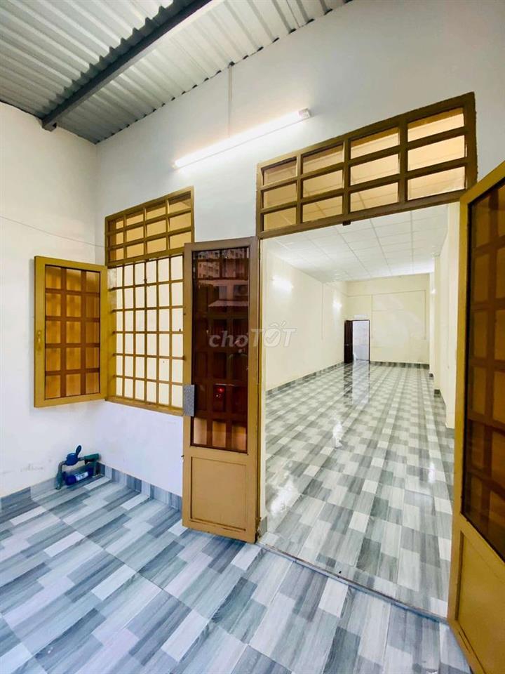 Nhà hẻm xe hơi thông buôn bán Lê Đức Thọ 4x20m cấp 4 mới tinh