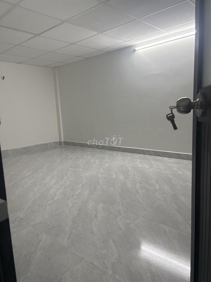 Cho thuê nhà hẻm Quang Trung, gần chợ và nhà thờ Hạnh Thông Tây