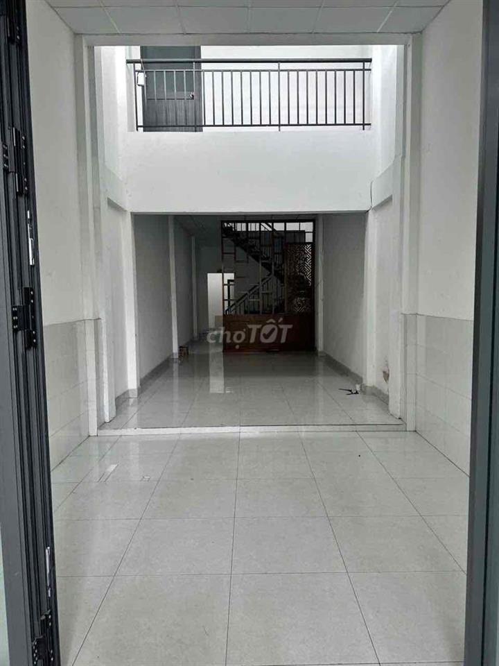 CHO THUÊ MẶT BẰNG KD NGAY THỐNG NHẤT QUANG TRUNG