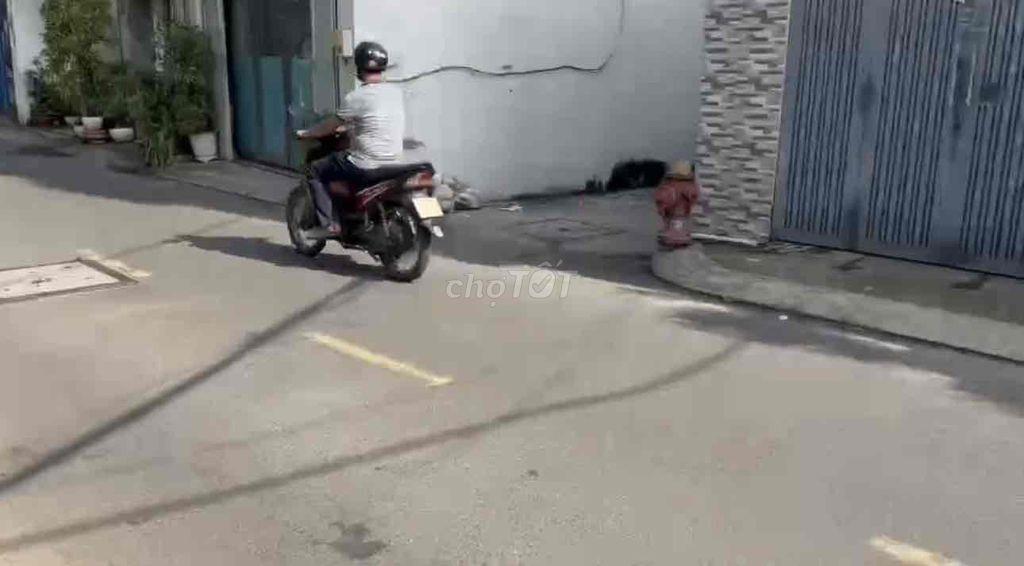 CHO THUÊ MẶT BẰNG KD NGAY THỐNG NHẤT QUANG TRUNG