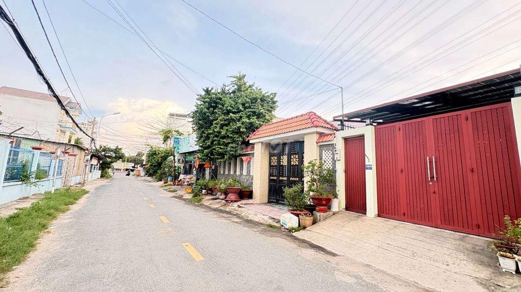 Nhà Mặt tiền đường ĐÔNG THẠNH 1-5, xã ĐÔNG THẠNH, HÓC MÔN, dt 95m²