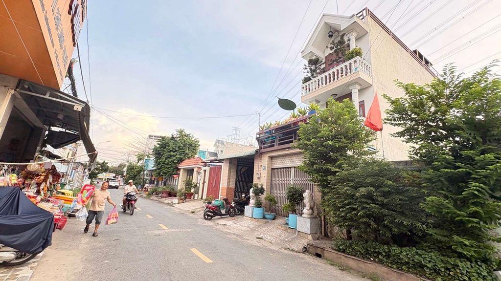 Nhà Mặt tiền đường ĐÔNG THẠNH 1-5, xã ĐÔNG THẠNH, HÓC MÔN, dt 95m²
