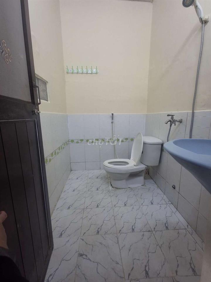 CHO THUÊ NHÀ NGUYÊN CĂN MẶT TIỀN – TIỆN KINH DOANH | 150M² | 2PN + 1WC
