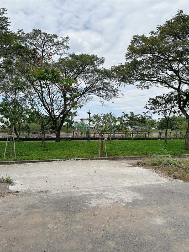 ĐẤT THỔ CƯ ĐƯỜNG N5 KDC NAM SÀI GÒN LONG HẬU CẦN GIUỘC LONG AN