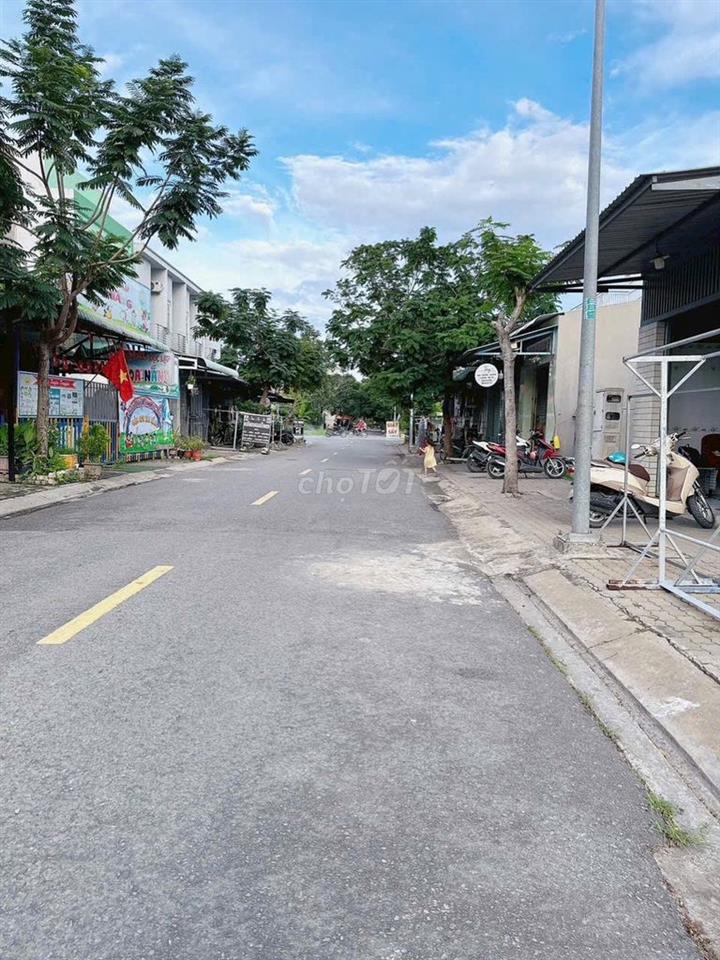 ĐẤT THỔ CƯ ĐƯỜNG N5 KDC NAM SÀI GÒN LONG HẬU CẦN GIUỘC LONG AN