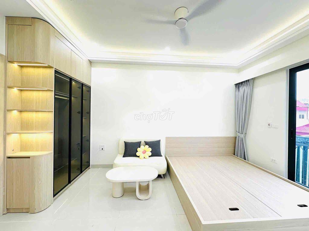 Căn Hộ Ban Công Full Nội Thất Giờ Giấc Tự Do Đ.Bình Giã Etown Cộng Hoà
