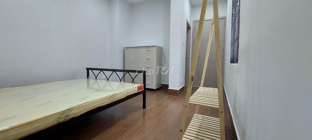 CHÍNH CHỦ, HẺM 137 LV SỸ, PN - PHÒNG CAO CẤP. GIỜ GIẤC TỰ DO