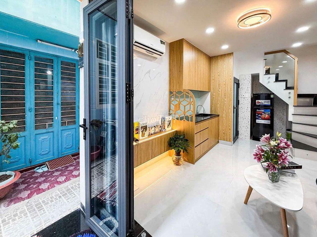 Nhà đẹp trung tâm Gò Vấp 