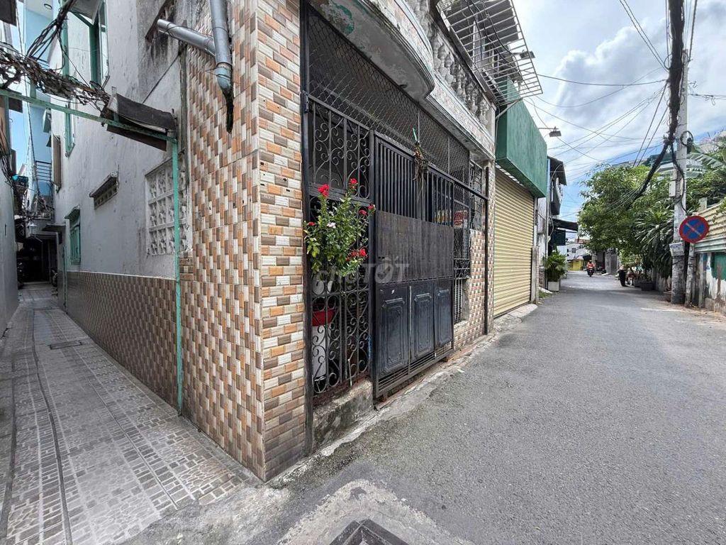 Nhà đẹp trung tâm Gò Vấp 
